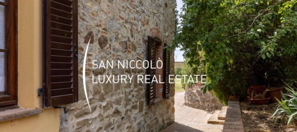 Дом с 4 спальнями в Лучиньяно, Италия № 195560 10