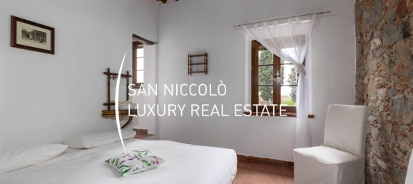 Дом с 4 спальнями в Лучиньяно, Италия № 195560 26