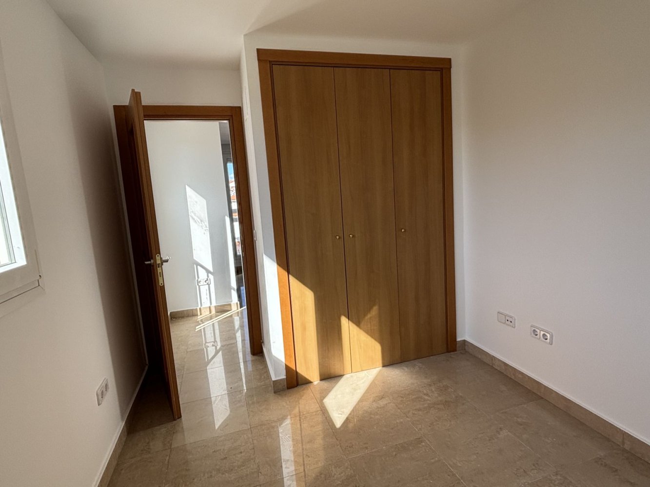 3 bedrooms Penthouse in La Duquesa, Spain No. 56251