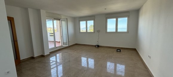 3 bedrooms Penthouse in La Duquesa, Spain No. 56251 4