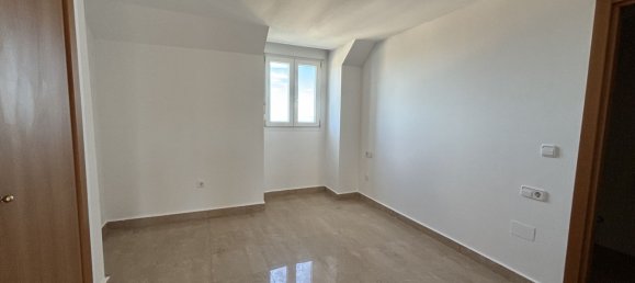 3 bedrooms Penthouse in La Duquesa, Spain No. 56251 38