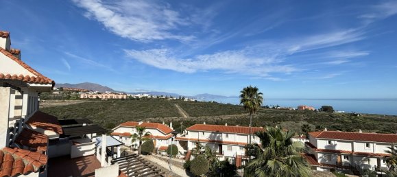 3 bedrooms Penthouse in La Duquesa, Spain No. 56251 19