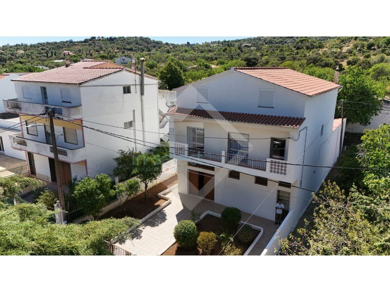 4 bedrooms Villa in Faro, Portugal No. 289579