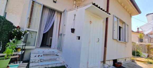 Villa de 6 dormitorios en Riccione, Italy No. 328021 3