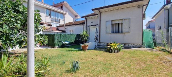Villa de 6 dormitorios en Riccione, Italy No. 328021 4