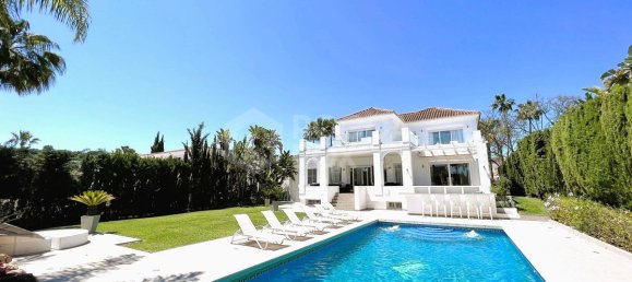 Вилла с 6 спальнями в Марбелья, Испания № 82206 36