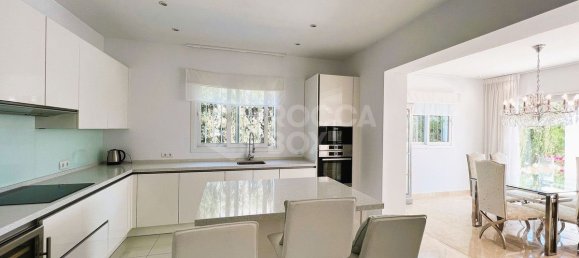 Вилла с 6 спальнями в Марбелья, Испания № 82206 11