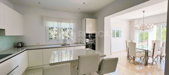 Вилла с 6 спальнями в Марбелья, Испания № 82206 3