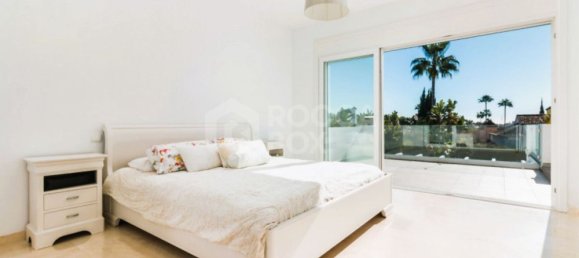 Вилла с 6 спальнями в Марбелья, Испания № 82206 20