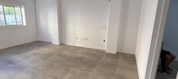 1 bedroom Office in Fuengirola, Spain No. 200701 7