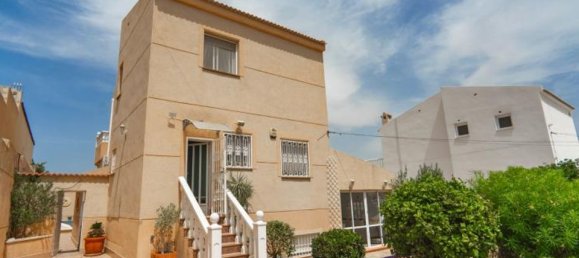 Villa de 5 dormitorios en Ciudad Quesada, Spain No. 188294 5