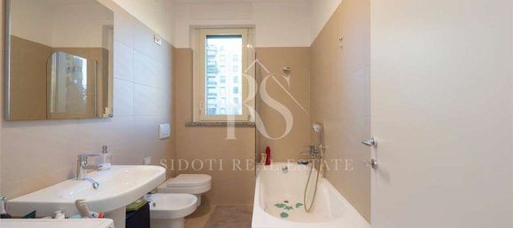 Apartamento de 3 divisões em Pioltello, Italy N.º 2579 35