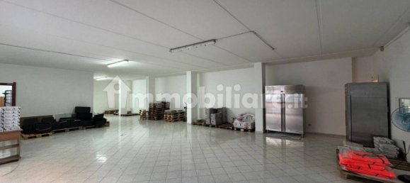 4 rooms Commercial property in Quartu Sant'Elena, Italy No. 308395 6