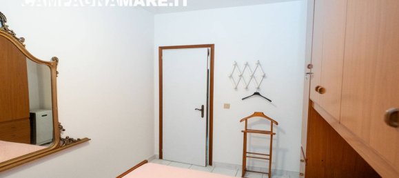 Квартира с 2 спальнями в Комаккьо, Италия № 222134 13