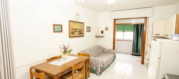 Квартира с 2 спальнями в Комаккьо, Италия № 222134 6