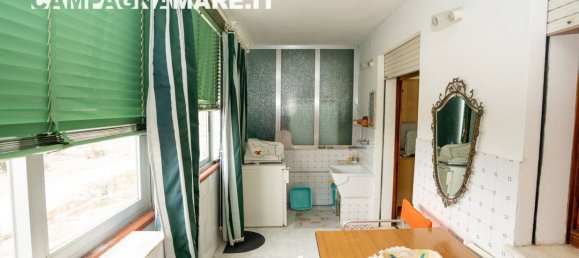 Квартира с 2 спальнями в Комаккьо, Италия № 222134 9