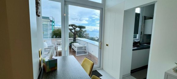 4 bedrooms Apartment in Naples, Italy No. 9781 10