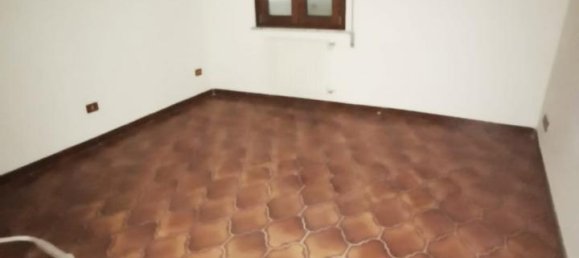 3 rooms Apartment in Catanzaro, Italy No. 18398 10