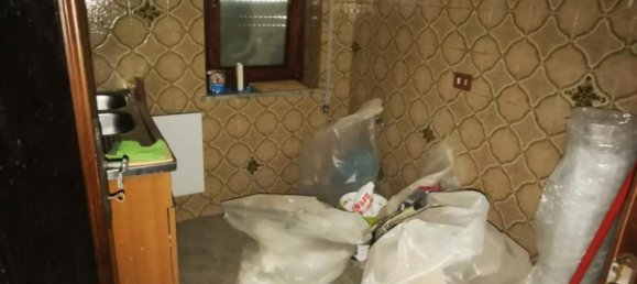 3 rooms Apartment in Catanzaro, Italy No. 18398 8