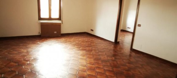 3 rooms Apartment in Catanzaro, Italy No. 18398 35