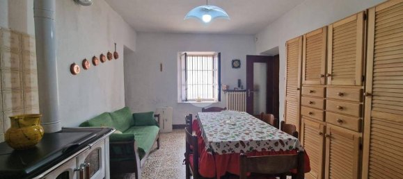 3 bedrooms House in Tigliole, Italy No. 320122 14
