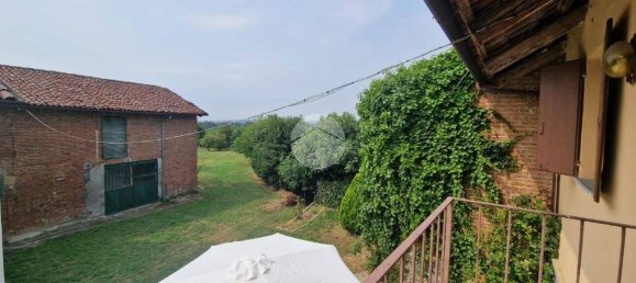 3 bedrooms House in Tigliole, Italy No. 320122 32