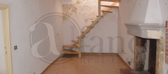 6 rooms House in Settefrati, Italy No. 154072 7