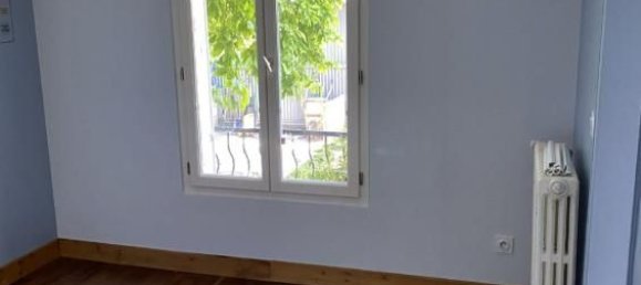 5 bedrooms House in Goussainville, France No. 169652 20