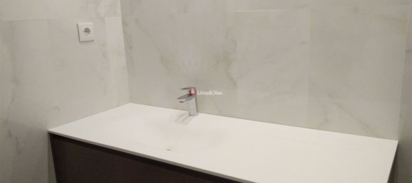 4 bedrooms Apartment in Porto, Portugal No. 78911 7