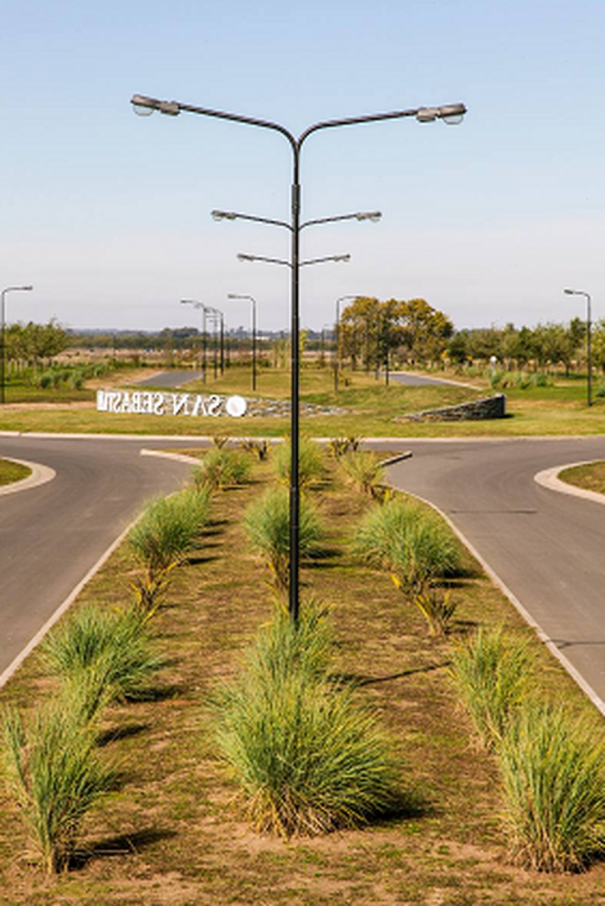  Land in Escobar, Argentina No. 115124