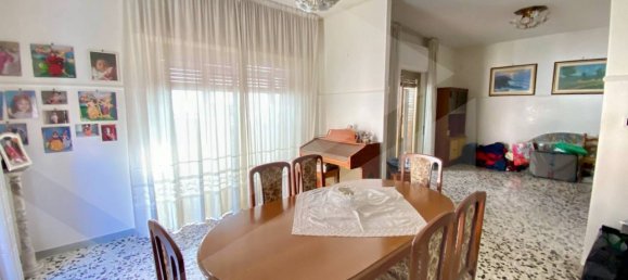 Apartamento de 8 divisões em Pozzuoli, Italy N.º 21476 6