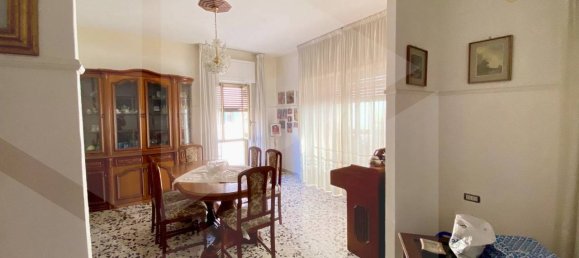 Apartamento de 8 divisões em Pozzuoli, Italy N.º 21476 12