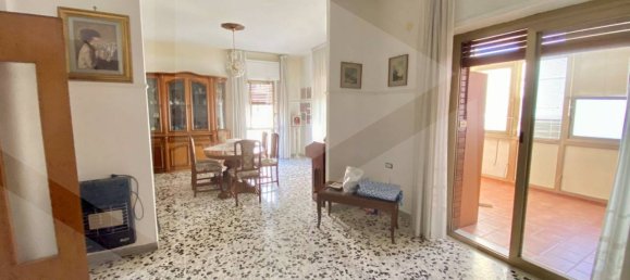 Apartamento de 8 divisões em Pozzuoli, Italy N.º 21476 3