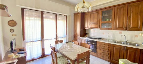 Apartamento de 8 divisões em Pozzuoli, Italy N.º 21476 23