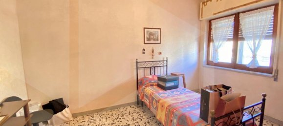 Apartamento de 8 divisões em Pozzuoli, Italy N.º 21476 21
