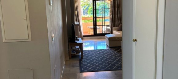 Apartamento de 2 dormitorios en Estepona, Spain No. 146180 17