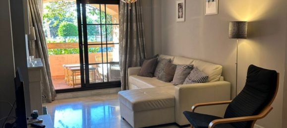 Apartamento de 2 dormitorios en Estepona, Spain No. 146180 4