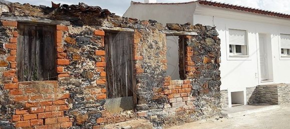 2 bedrooms House in Abrantes, Portugal No. 186168 2