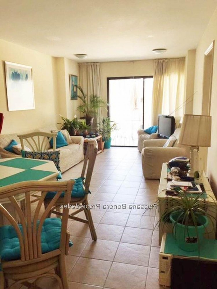2 bedrooms Apartment in Montevideo, Uruguay No. 8136