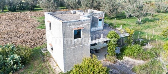 5-Zimmer Haus in Campi Salentina, Italy, Nr. 152801 8