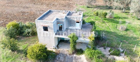 5-Zimmer Haus in Campi Salentina, Italy, Nr. 152801 10