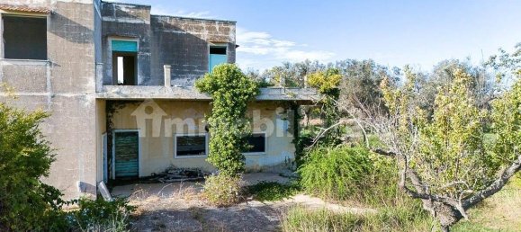 5-Zimmer Haus in Campi Salentina, Italy, Nr. 152801 13