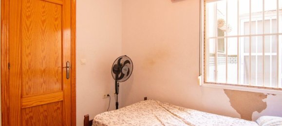 4 bedrooms Bungalow in Torrevieja, Spain No. 178225 25