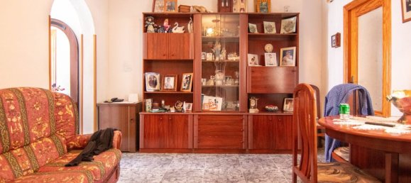 4 bedrooms Bungalow in Torrevieja, Spain No. 178225 6