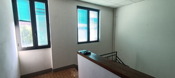  عقار تجاري في Quarrata, Italy 300متر مربع رقم 310846 17