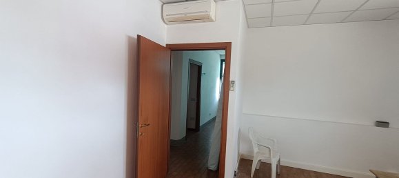  عقار تجاري في Quarrata, Italy 300متر مربع رقم 310846 14