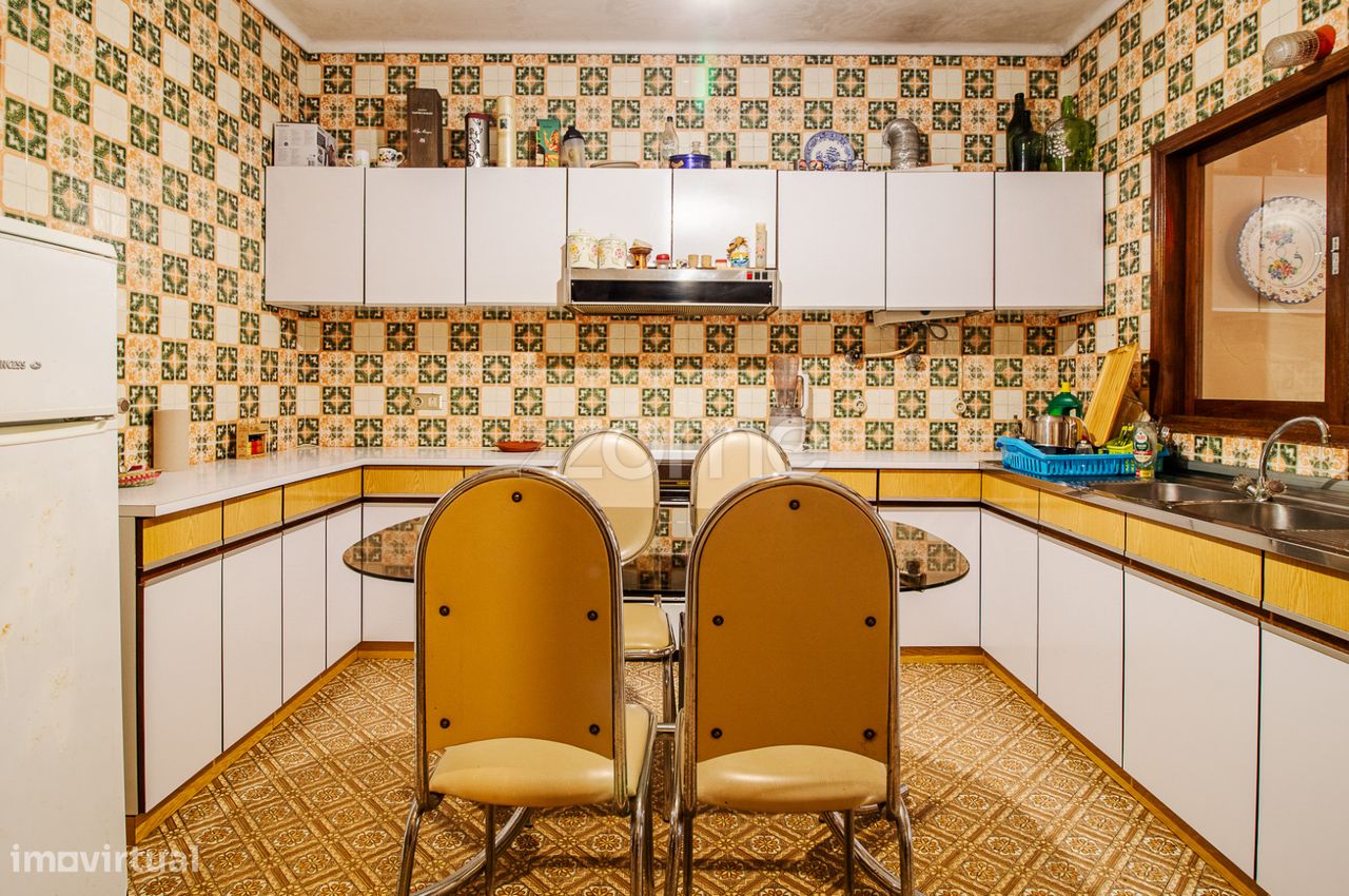 5 bedrooms House in Oliveirinha, Portugal No. 84631