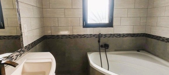 3 Schlafzimmer Haus in Viggianello, France, Nr. 217901 4