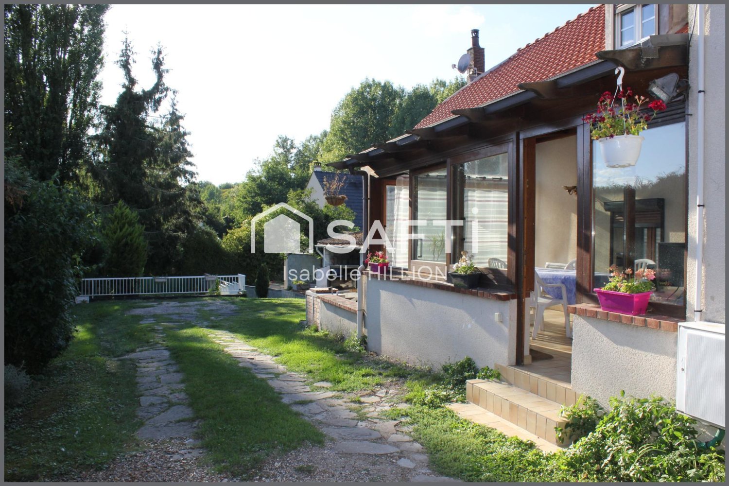 3 chambres Maison à Bulles, France No. 38876