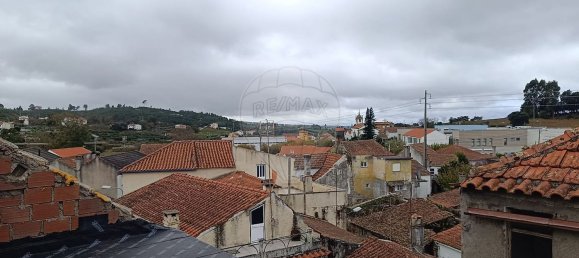 2 bedrooms House in Nogueira do Cravo, Portugal No. 35088 3